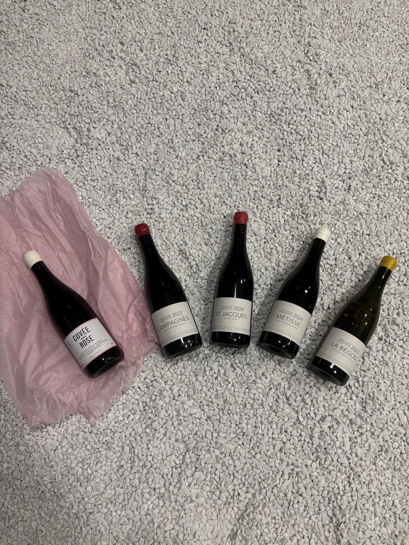 Las cuvées de Maxime Magnon alineadas: Cuvée Rose, Campagnès, Saint Jacques, Métisse y La Bégou